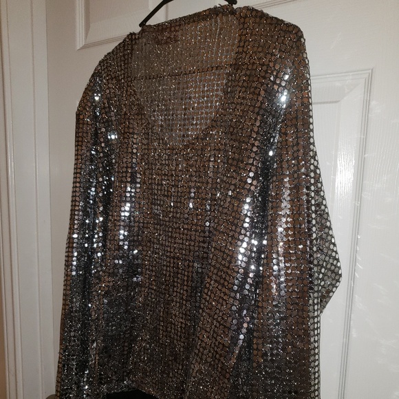 Ladies blouse - Picture 2 of 4